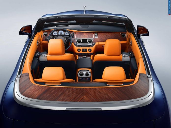2016 Rolls-Royce Dawn - фотография 11 из 33 2016 Rolls-Royce Dawn - фотография 11 из 33