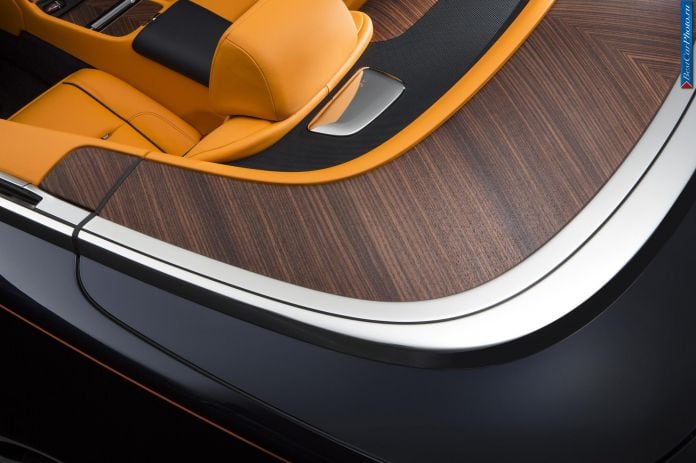 2016 Rolls-Royce Dawn - фотография 18 из 33 2016 Rolls-Royce Dawn - фотография 18 из 33