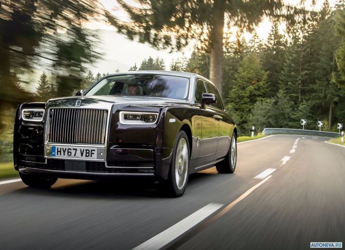 2018 Rolls-Royce Phantom - фотография 21 из 178 2018 Rolls-Royce Phantom - фотография 21 из 178