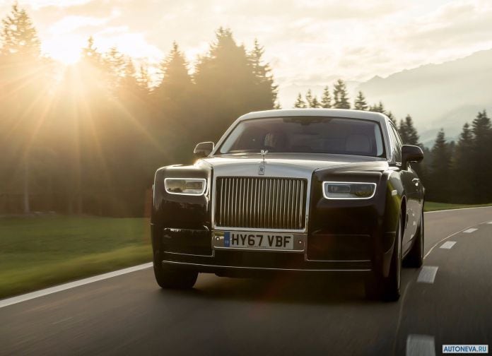 2018 Rolls-Royce Phantom - фотография 37 из 178