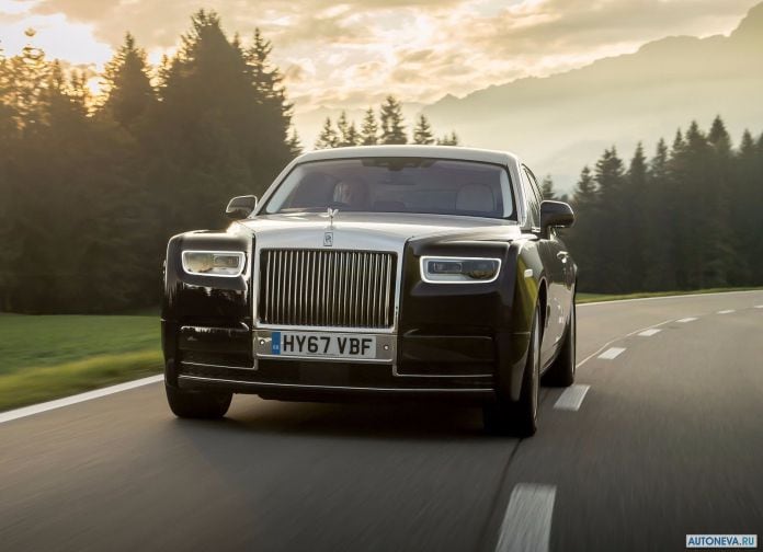 2018 Rolls-Royce Phantom - фотография 39 из 178 2018 Rolls-Royce Phantom - фотография 39 из 178