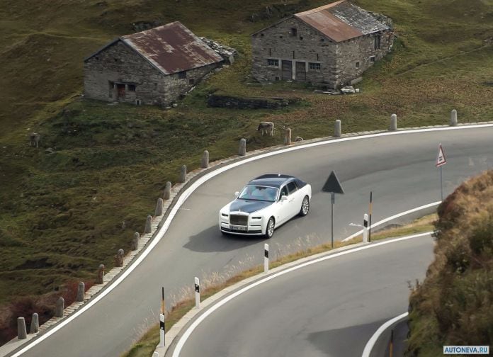 2018 Rolls-Royce Phantom - фотография 45 из 178 2018 Rolls-Royce Phantom - фотография 45 из 178