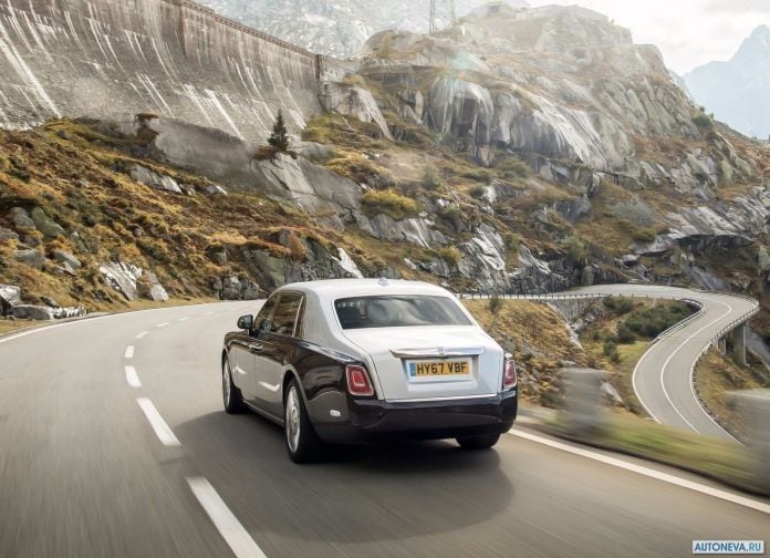 2018 Rolls-Royce Phantom - фотография 73 из 178 2018 Rolls-Royce Phantom - фотография 73 из 178