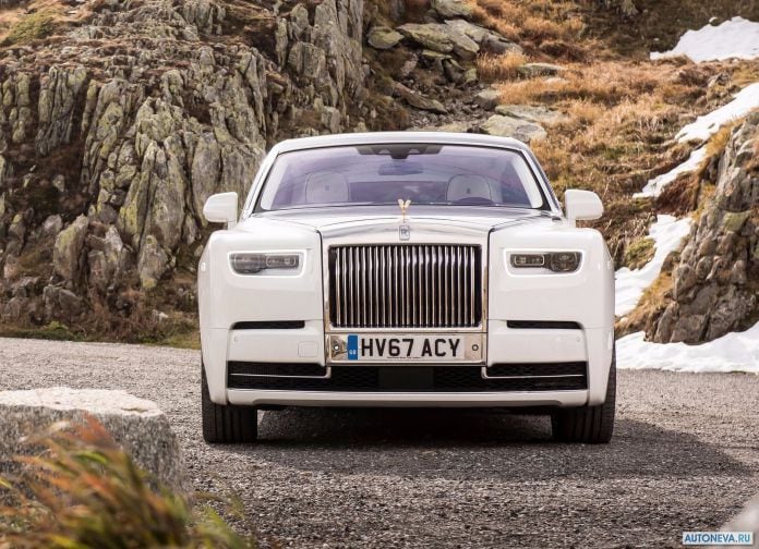 2018 Rolls-Royce Phantom - фотография 74 из 178