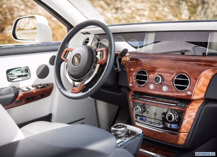 2018 Rolls-Royce Phantom - фотография 105 из 178 2018 Rolls-Royce Phantom - фотография 105 из 178