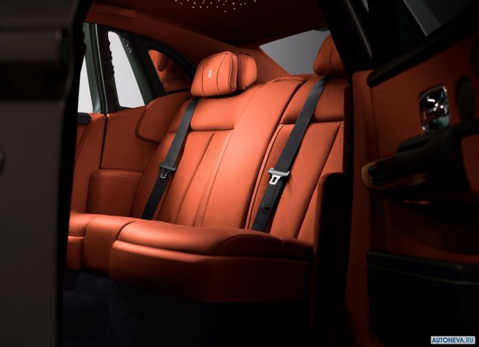 2018 Rolls-Royce Phantom - фотография 123 из 178 2018 Rolls-Royce Phantom - фотография 123 из 178