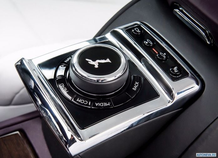 2018 Rolls-Royce Phantom - фотография 129 из 178 2018 Rolls-Royce Phantom - фотография 129 из 178