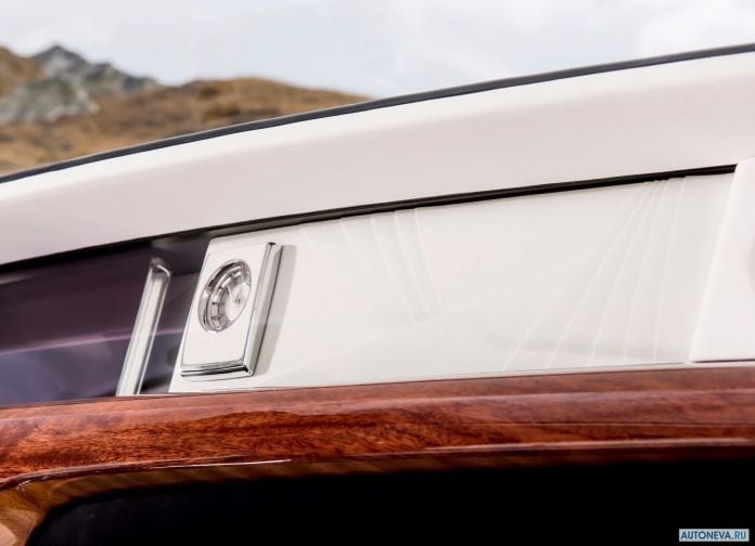 2018 Rolls-Royce Phantom - фотография 144 из 178 2018 Rolls-Royce Phantom - фотография 144 из 178