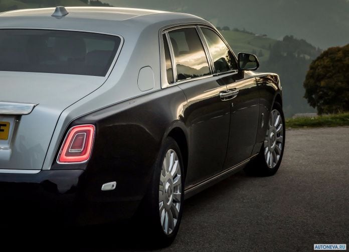 2018 Rolls-Royce Phantom - фотография 159 из 178 2018 Rolls-Royce Phantom - фотография 159 из 178