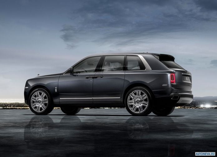 2019 Rolls-Royce Cullinan - фотография 10 из 38 2019 Rolls-Royce Cullinan - фотография 10 из 38