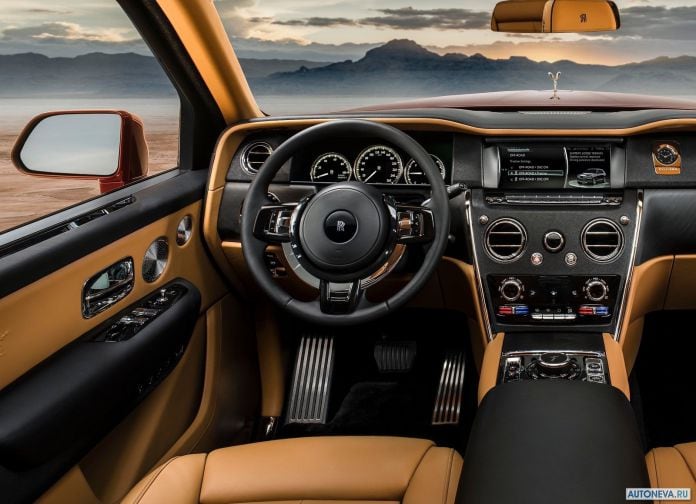 2019 Rolls-Royce Cullinan - фотография 21 из 38 2019 Rolls-Royce Cullinan - фотография 21 из 38