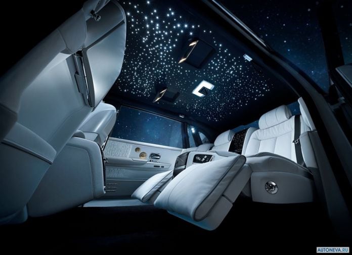 2019 Rolls-Royce Phantom Tranquility - фотография 8 из 21 2019 Rolls-Royce Phantom Tranquility - фотография 8 из 21