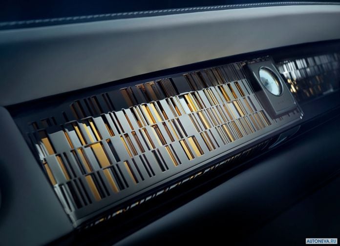 2019 Rolls-Royce Phantom Tranquility - фотография 18 из 21 2019 Rolls-Royce Phantom Tranquility - фотография 18 из 21