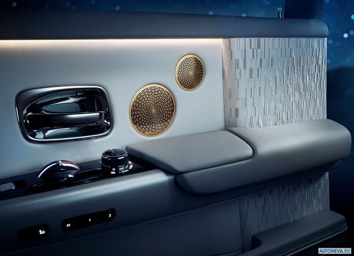 2019 Rolls-Royce Phantom Tranquility - фотография 20 из 21 2019 Rolls-Royce Phantom Tranquility - фотография 20 из 21