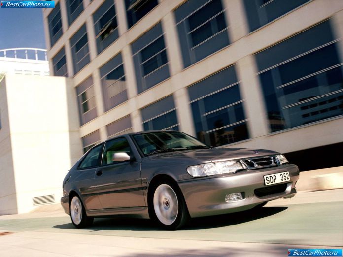 2002 Saab 9-3 Aero Coupe - фотография 2 из 15