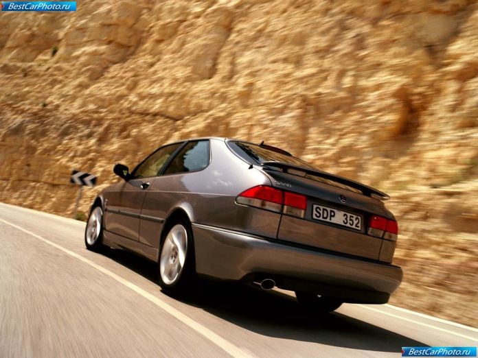 2002 Saab 9-3 Aero Coupe - фотография 14 из 15