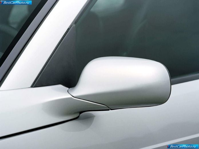 2003 Saab 95 Aero Sedan - фотография 21 из 25 2003 Saab 95 Aero Sedan - фотография 21 из 25