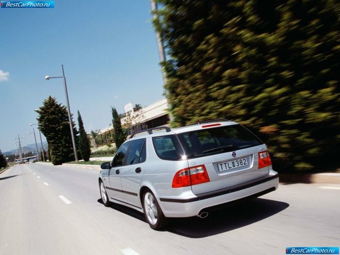 2005 Saab 9-5 Sportwagon - фотография 30 из 42 2005 Saab 9-5 Sportwagon - фотография 30 из 42