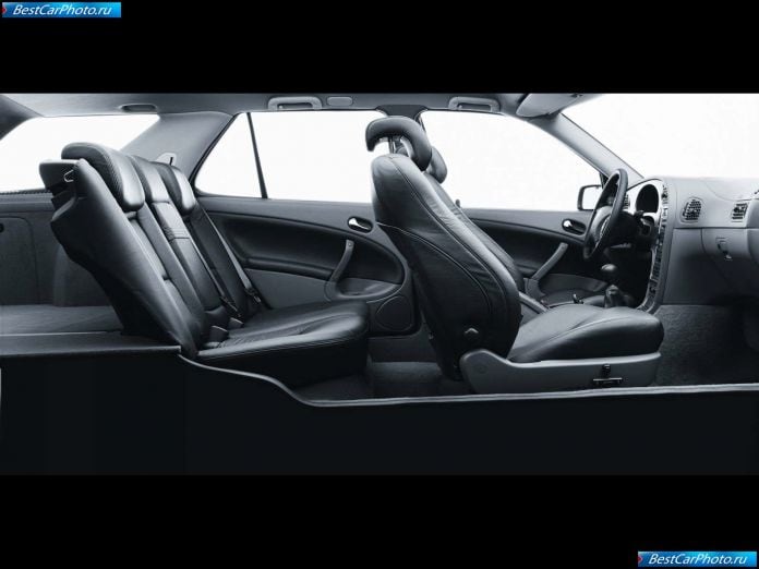 2005 Saab 9-5 Sportwagon - фотография 38 из 42 2005 Saab 9-5 Sportwagon - фотография 38 из 42