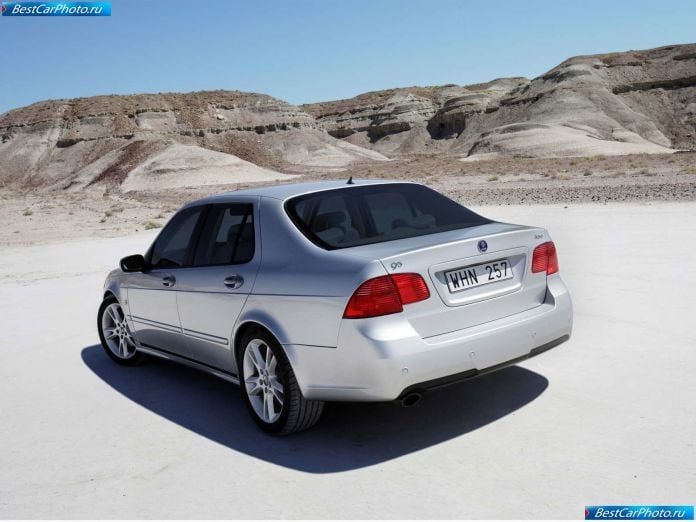 2006 Saab 9-5 Sedan - фотография 18 из 31