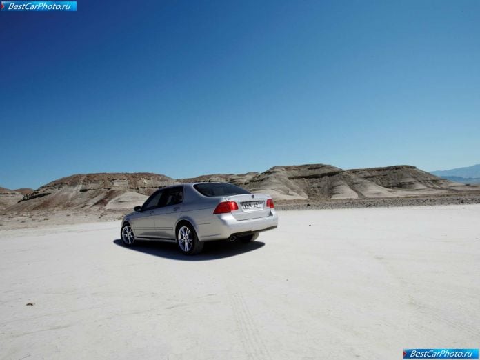 2006 Saab 9-5 Sedan - фотография 23 из 31