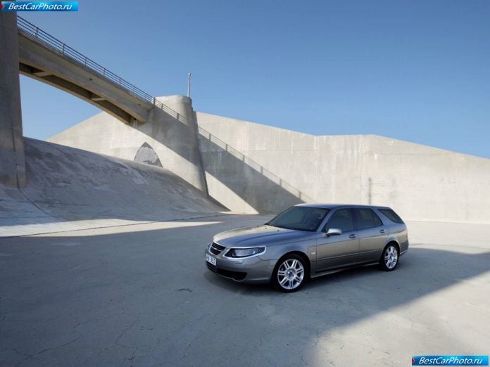 2006 Saab 9-5 Sportcombi - фотография 2 из 26 2006 Saab 9-5 Sportcombi - фотография 2 из 26