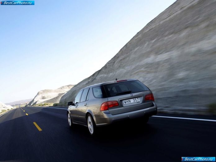 2006 Saab 9-5 Sportcombi - фотография 12 из 26