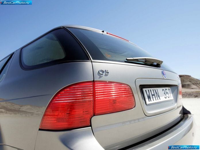 2006 Saab 9-5 Sportcombi - фотография 22 из 26 2006 Saab 9-5 Sportcombi - фотография 22 из 26