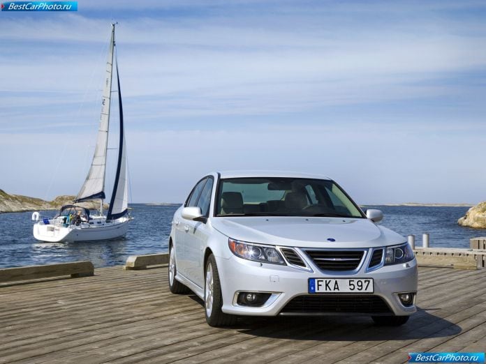 2008 Saab 9-3 - фотография 2 из 20