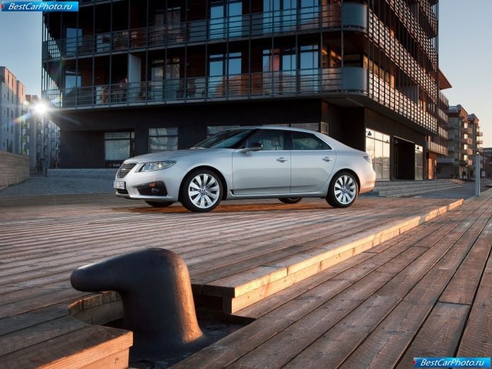 2010 Saab 9-5 Sedan - фотография 7 из 85