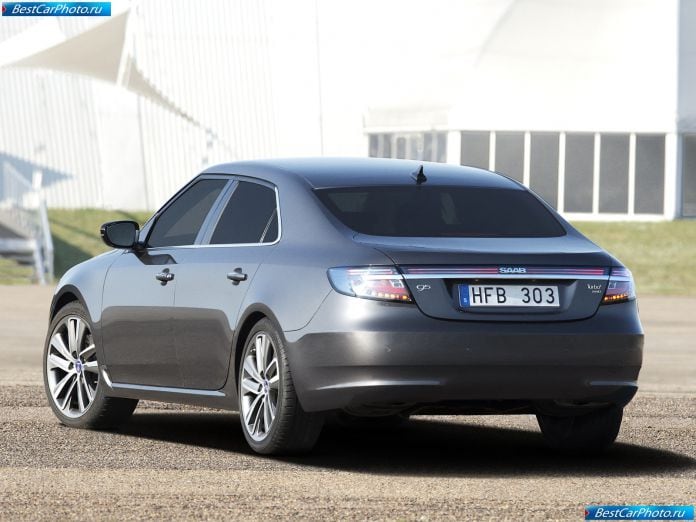 2010 Saab 9-5 Sedan - фотография 38 из 85 2010 Saab 9-5 Sedan - фотография 38 из 85