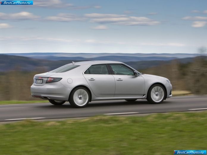 2010 Saab 9-5 Sedan - фотография 43 из 85