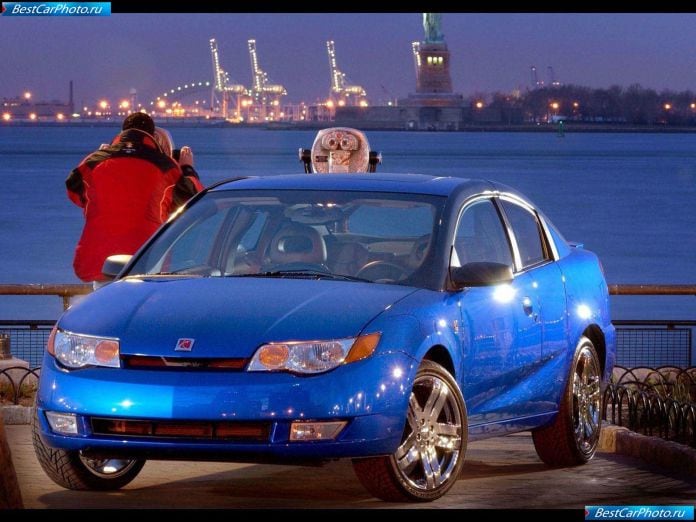 2003 Saturn Ion Quad Coupe - фотография 4 из 17
