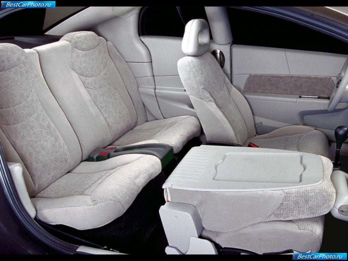 2003 Saturn Ion Quad Coupe - фотография 16 из 17 2003 Saturn Ion Quad Coupe - фотография 16 из 17