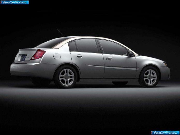 2003 Saturn Ion Sedan - фотография 6 из 20