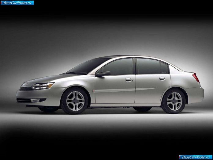 2003 Saturn Ion Sedan - фотография 7 из 20