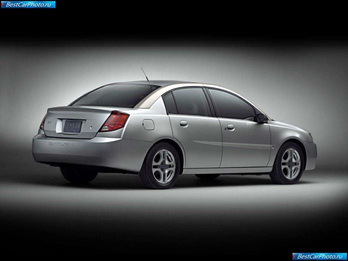 2003 Saturn Ion Sedan - фотография 8 из 20