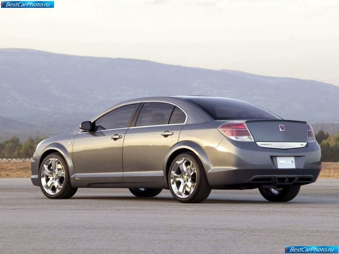 2005 Saturn Aura Concept - фотография 3 из 17