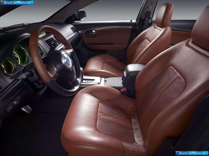2005 Saturn Aura Concept - фотография 8 из 17 2005 Saturn Aura Concept - фотография 8 из 17