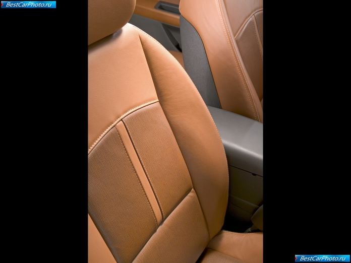 2007 Saturn Aura - фотография 12 из 14