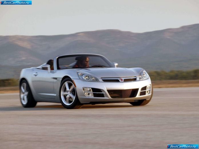 2007 Saturn Sky - фотография 2 из 22