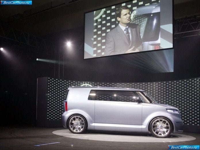 2005 Scion T2b Concept - фотография 23 из 26