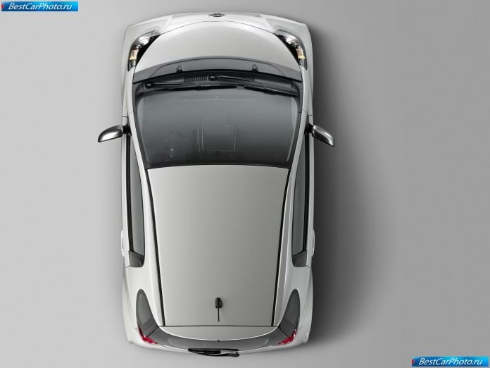 2011 Scion Iq - фотография 5 из 26