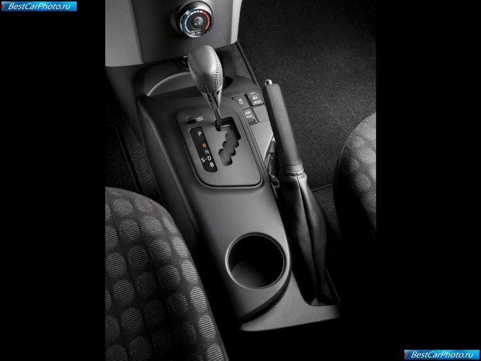 2011 Scion Iq - фотография 24 из 26