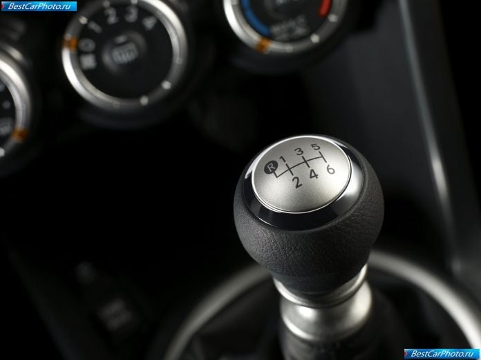 2011 Scion Tc - фотография 34 из 60