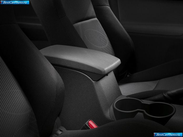 2011 Scion Tc - фотография 42 из 60