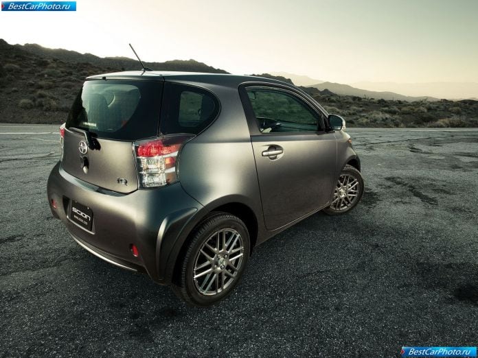 2012 Scion Iq - фотография 12 из 29