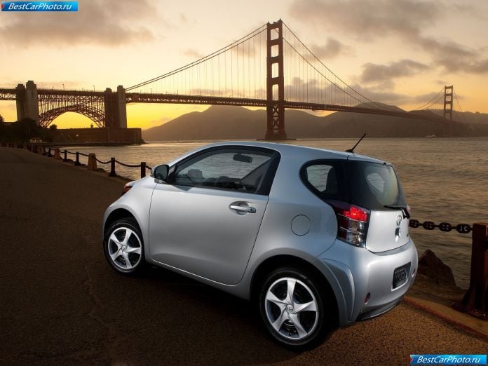 2012 Scion Iq - фотография 13 из 29