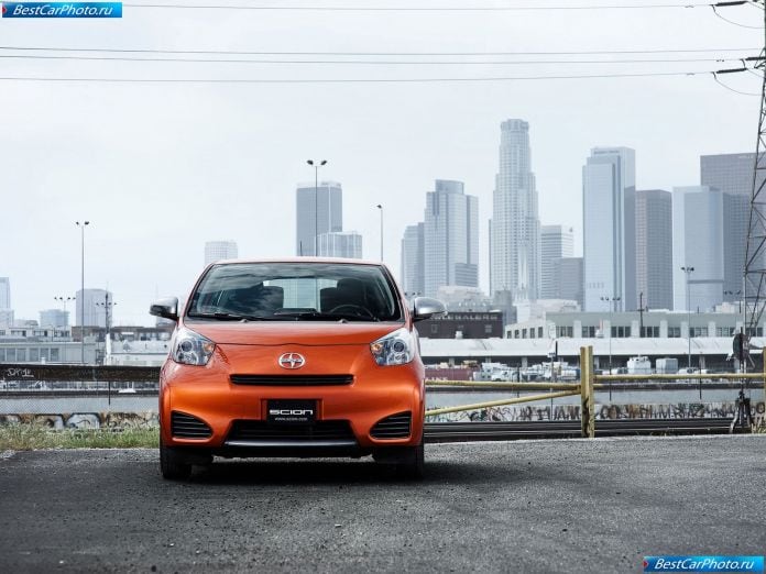 2012 Scion Iq - фотография 15 из 29