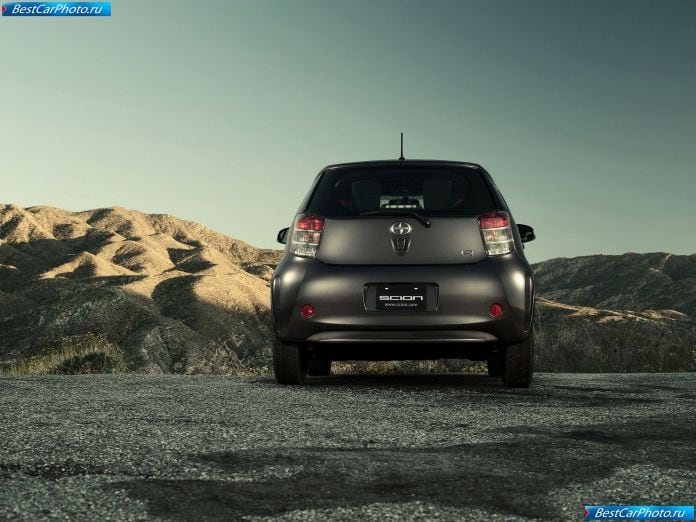 2012 Scion Iq - фотография 16 из 29